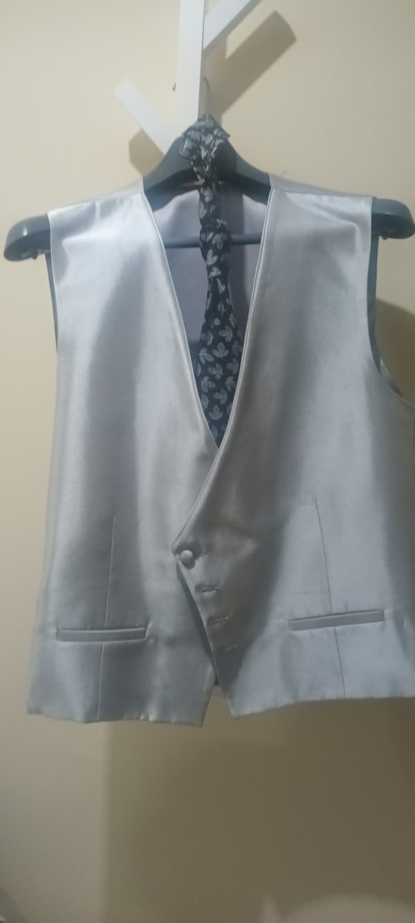 Traje de novio - Imagen 4