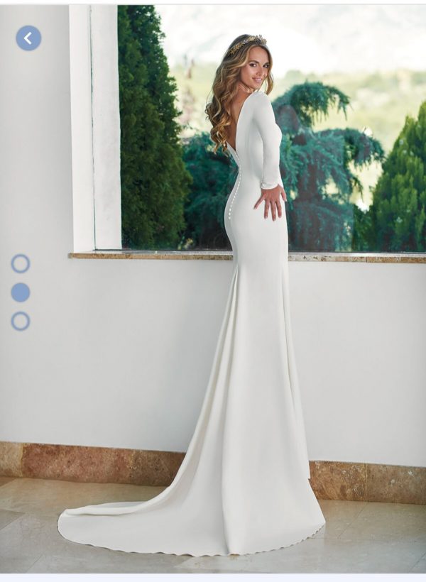 Vestido de novia sin usar - Imagen 3