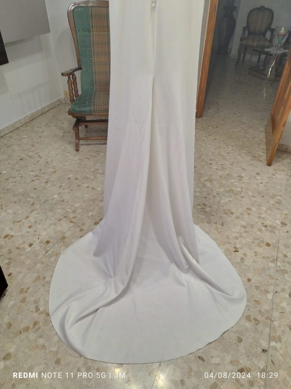 Vestido de novia sin usar - Imagen 7
