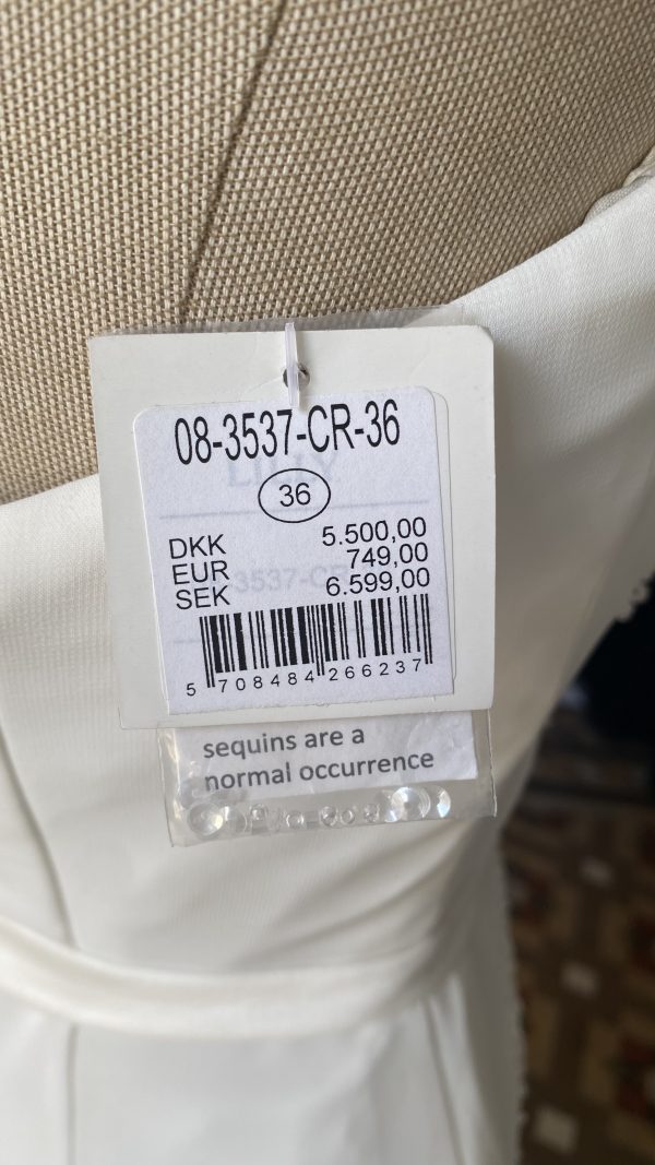 Vestido de novia nuevo con etiqueta. - Imagen 5