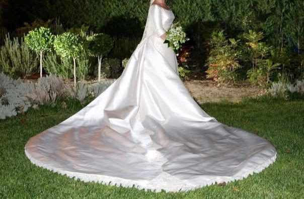 vestido cola
